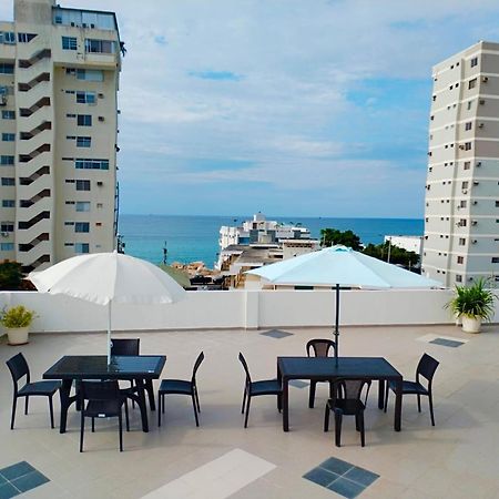 Alojate A Una Calle De La Playa Y Malecon Salinas  Esterno foto
